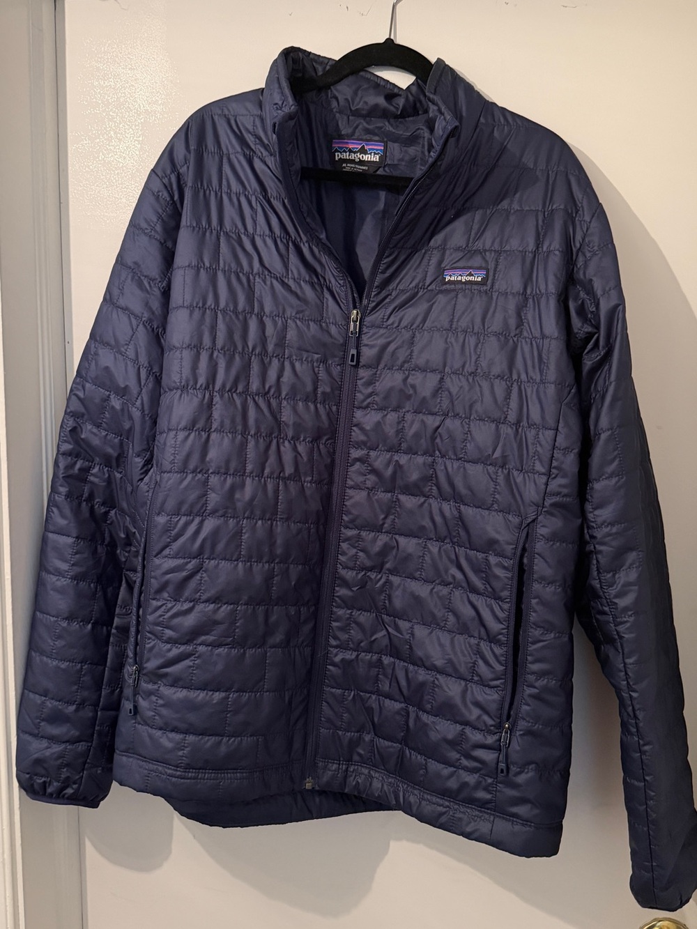 Patagonia Men's Slate Blue Quilted Puffer Jacket